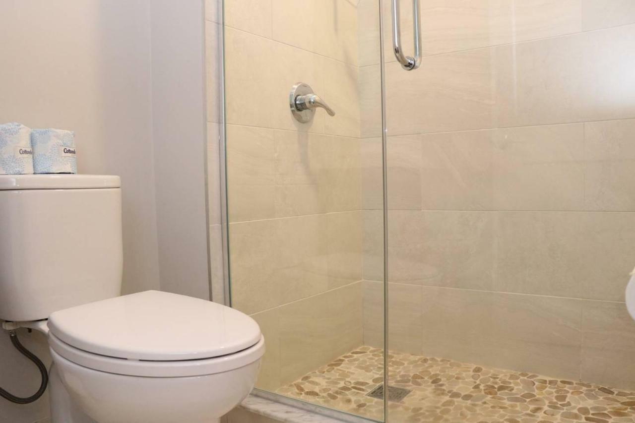 A Stylish Stay W/ A Queen Bed, Heated Floors.. #15 Бруклин Экстерьер фото
